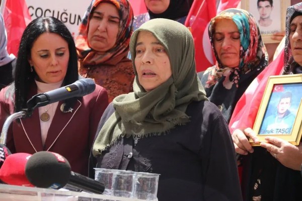 PKK’nın çözülmesi birlikteliğin zaferi! 'Anneler artık ağlamasın'